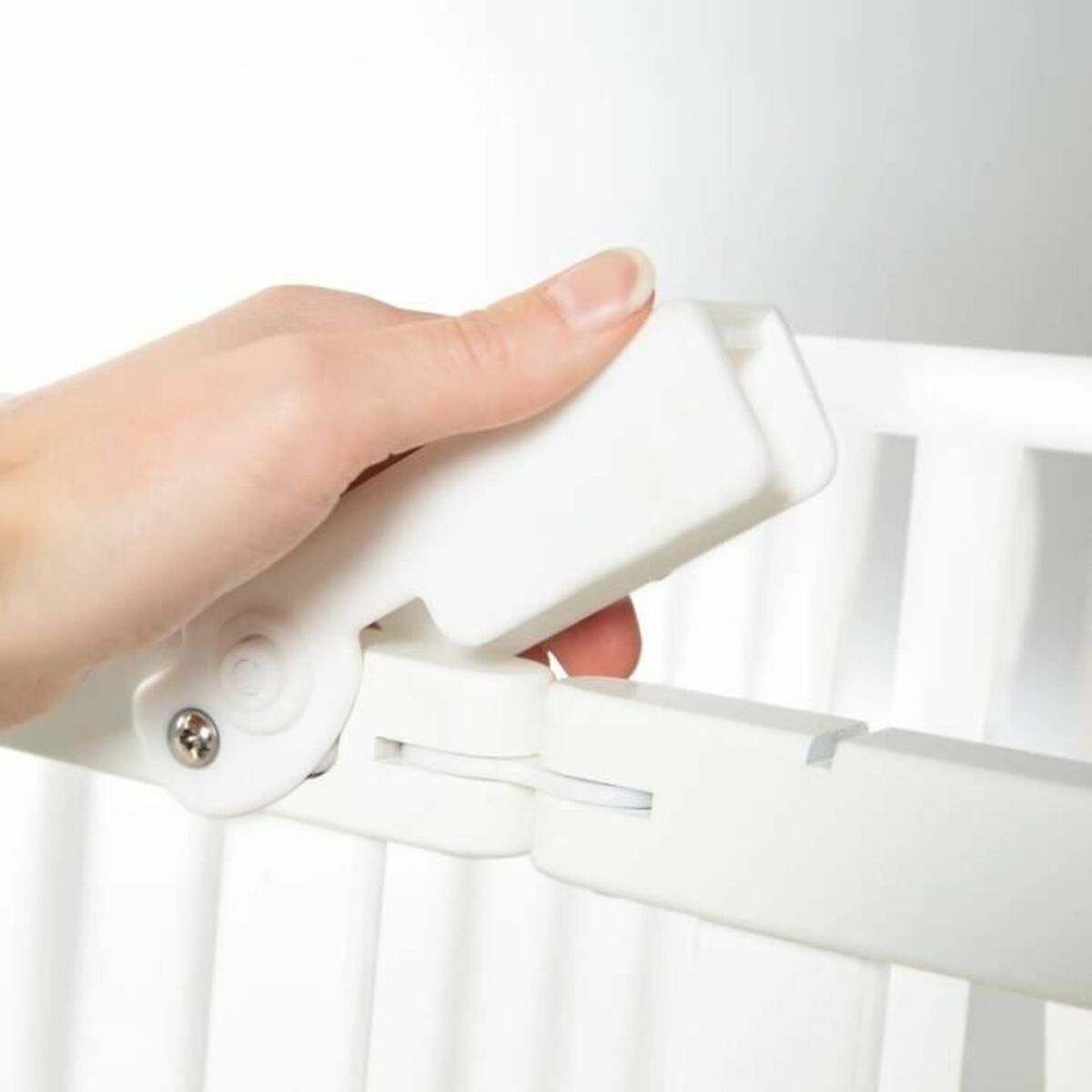 V4HF571FF95877052902F64CC70F759458ER5774485P4