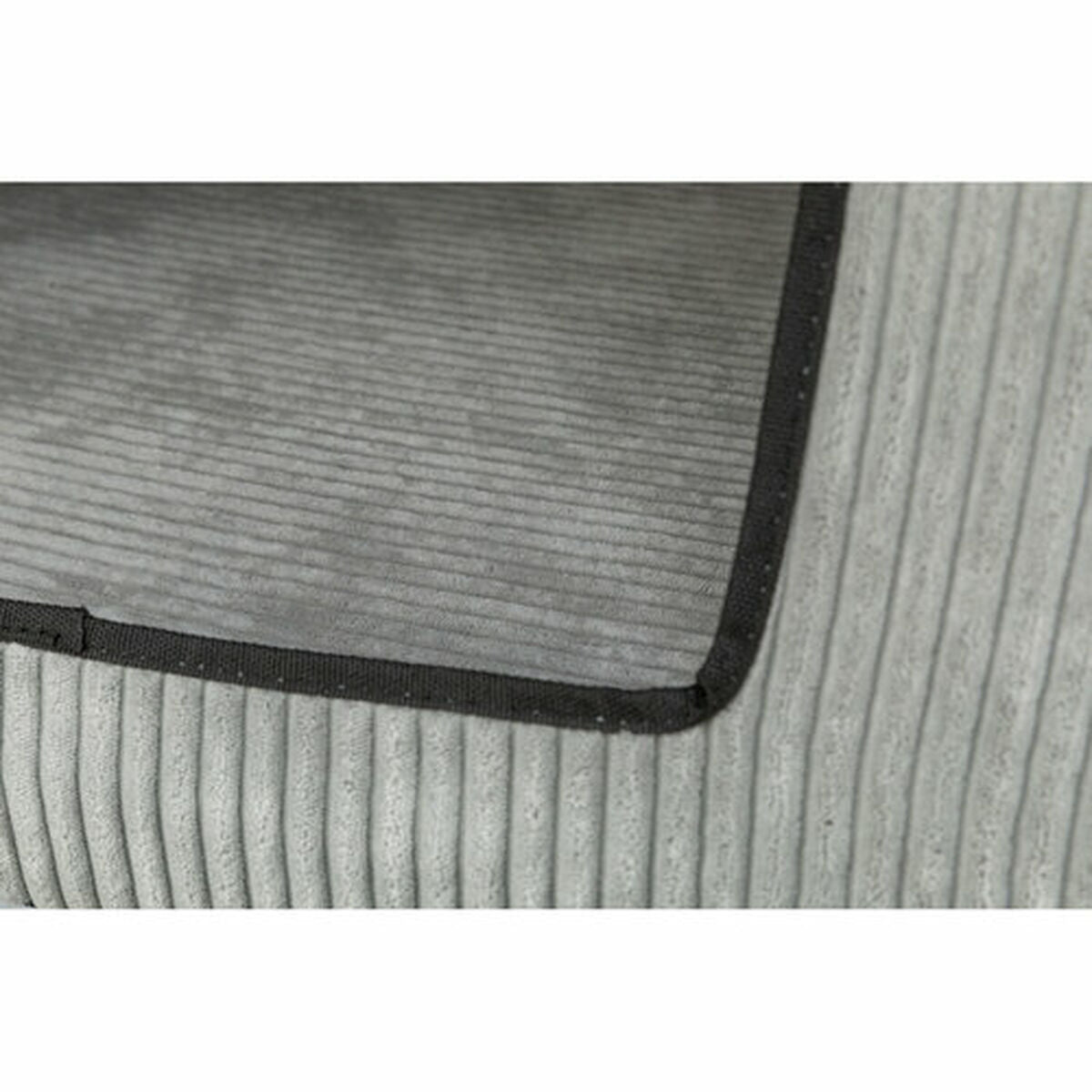 V4HDC0664AED66E61021B7FA1E8B718C96AR7463593P10