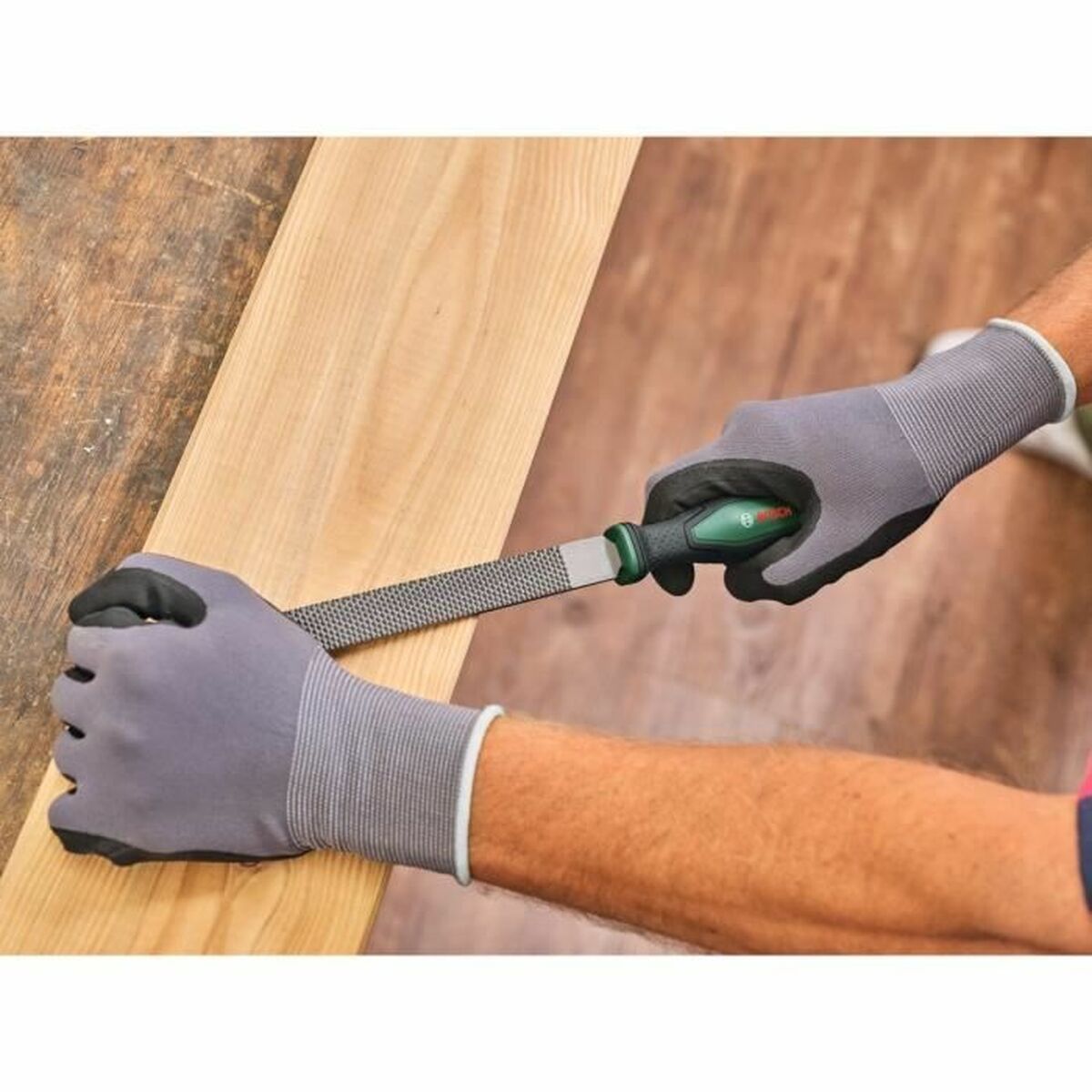 V3H430BEE62DE71D6215CA49A125DA8E41CR7388541P5