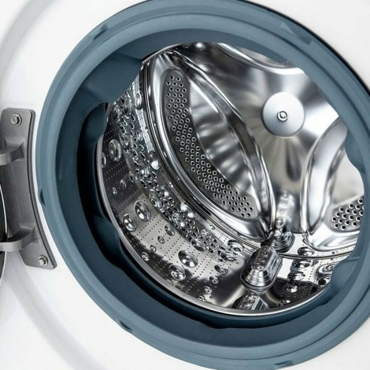 V3H19AE675801EBE534F687D28D330D9C05R7488179P7