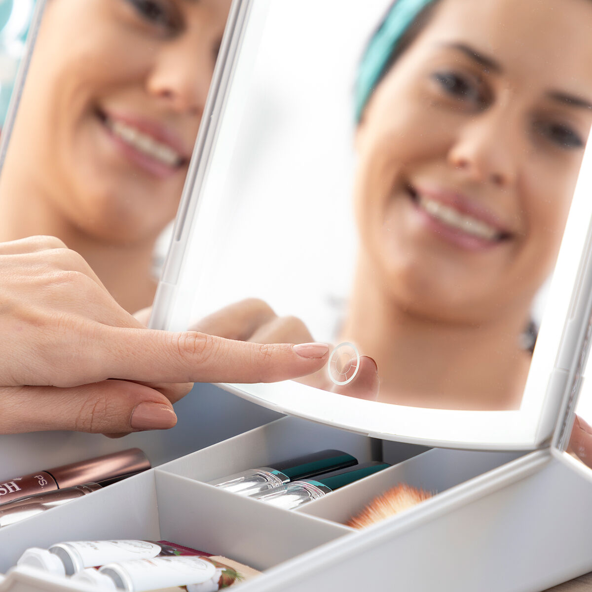 V15H87436FDB41A6603116D2501945EA6979R5276676P4